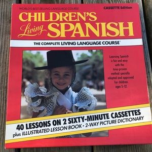 1986 vintage CHILDREN's LIVING SPANISH - Language Course / Cassette Edition